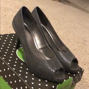Kelly and Katie Gray Peep Toe Pumps
